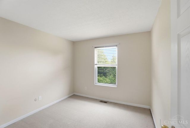 321 Heftner Circle, Hamilton Twp, OH 45039