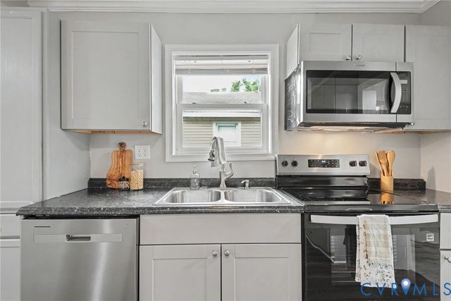 207 Kentucky Ave, Petersburg, VA 23803