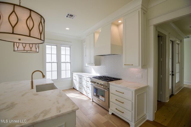 319 Ryan Avenue, Starkville, MS 39759