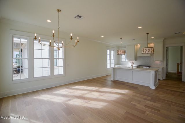 319 Ryan Avenue, Starkville, MS 39759