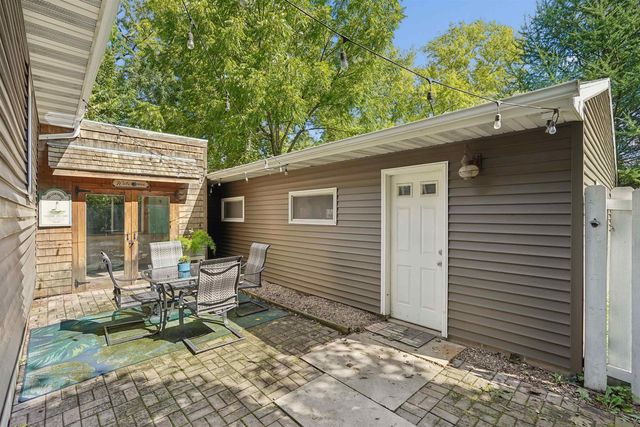 145 Chicago Street, Waterloo, IA 50701