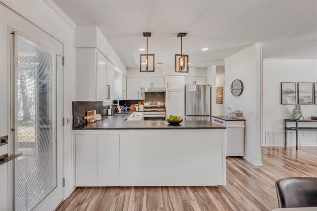 5601 Oak BLVD, Austin, TX 78735