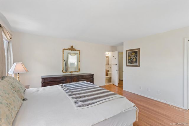602 Syracuse Avenue, Massapequa, NY 11758
