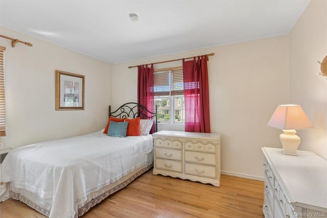 602 Syracuse Avenue, Massapequa, NY 11758