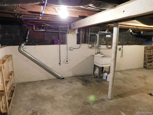 1116 Hancock Street, Port Huron, MI 48060