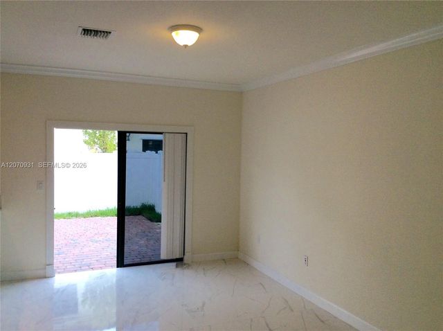 9267 W 34th Court, Hialeah, FL 33018