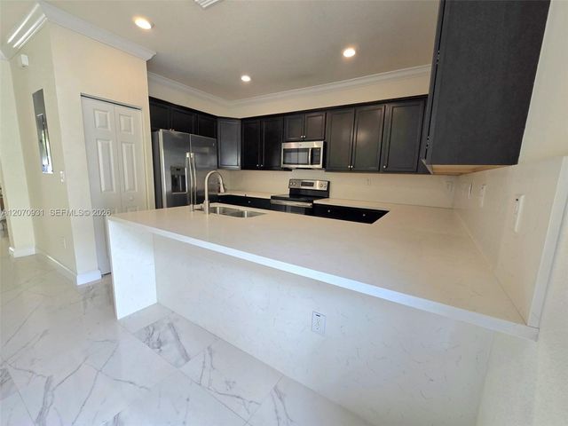 9267 W 34th Court, Hialeah, FL 33018