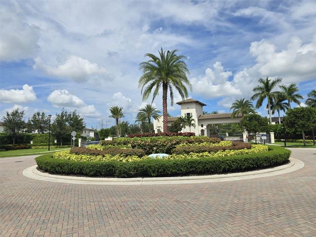 9267 W 34th Court, Hialeah, FL 33018