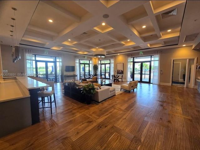 9267 W 34th Court, Hialeah, FL 33018
