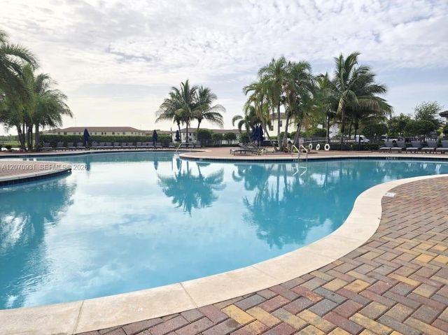 9267 W 34th Court, Hialeah, FL 33018