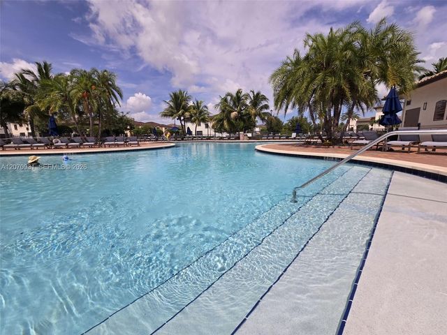 9267 W 34th Court, Hialeah, FL 33018