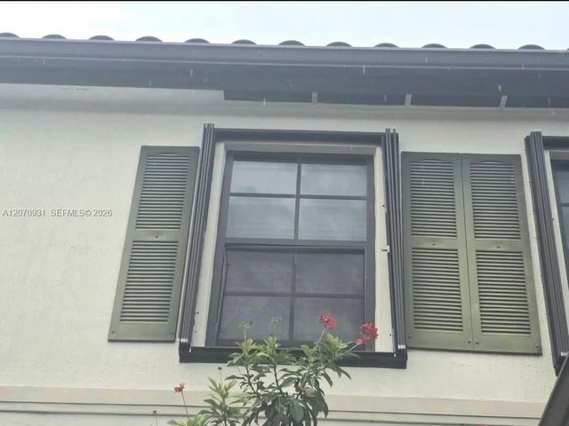 9267 W 34th Court, Hialeah, FL 33018