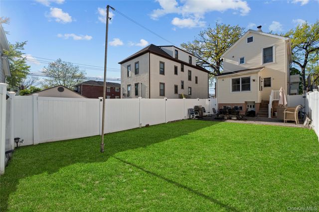 3184 Baisley Avenue, Bronx, NY 10465