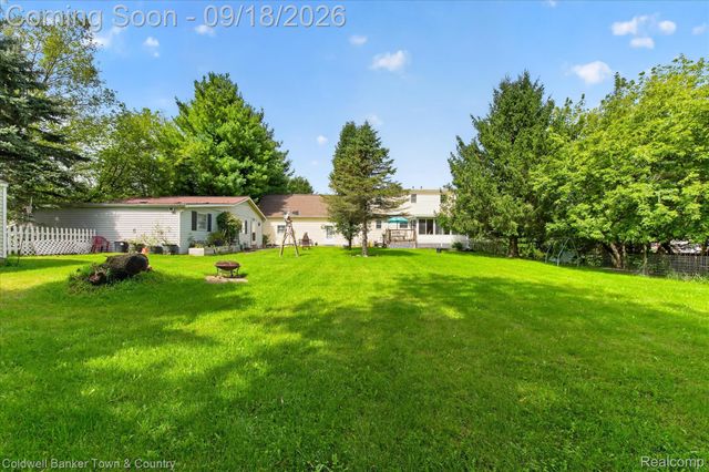 4442 McGunn Road, Oceola Township, MI 48843