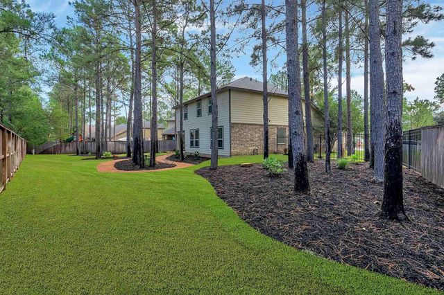 42 Sawbridge Court, The Woodlands, TX 77389