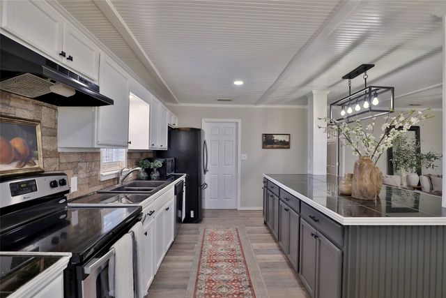 1002 S 6th, Merkel, TX 79536