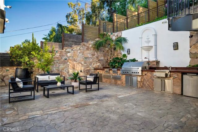 5235 san feliciano, Woodland Hills, CA 91364