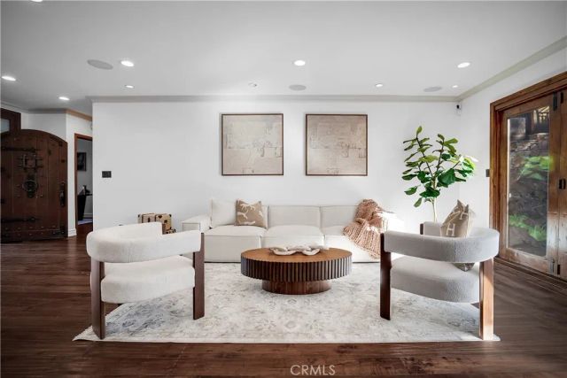 5235 san feliciano, Woodland Hills, CA 91364