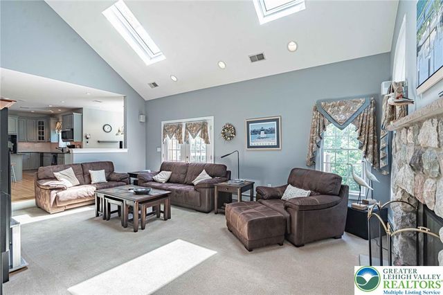 6958 Lehigh Court, Allentown City, PA 18106