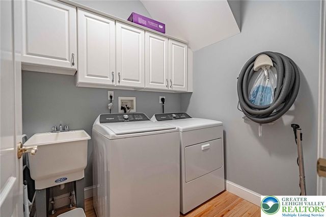 6958 Lehigh Court, Allentown City, PA 18106