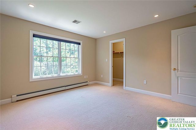 6958 Lehigh Court, Allentown City, PA 18106