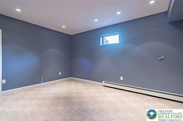 6958 Lehigh Court, Allentown City, PA 18106
