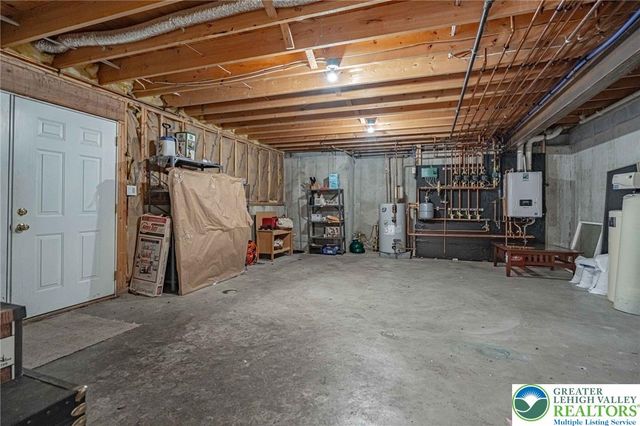 6958 Lehigh Court, Allentown City, PA 18106