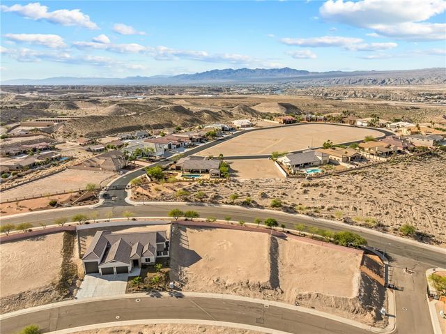 1129 Via San Lorenzo, Bullhead City, AZ 86429