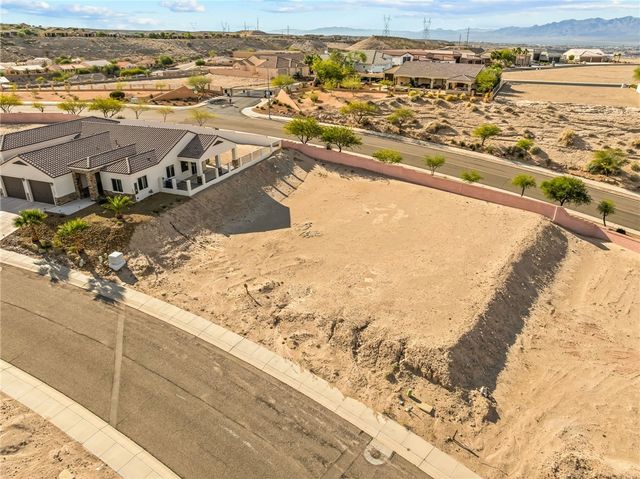 1129 Via San Lorenzo, Bullhead City, AZ 86429