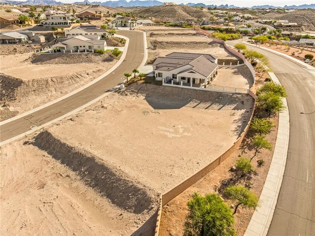 1129 Via San Lorenzo, Bullhead City, AZ 86429