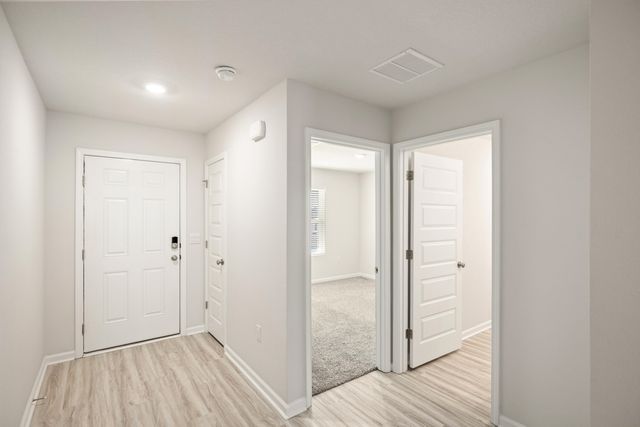 924 Sandbar Loop, Crestview, FL 32539