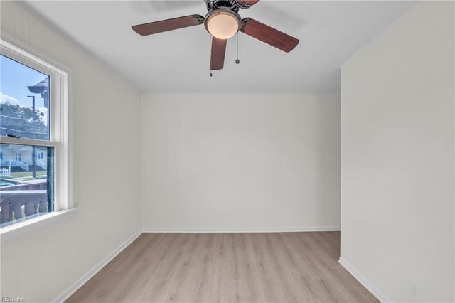 9235 Phillip AVE, Norfolk, VA 23503