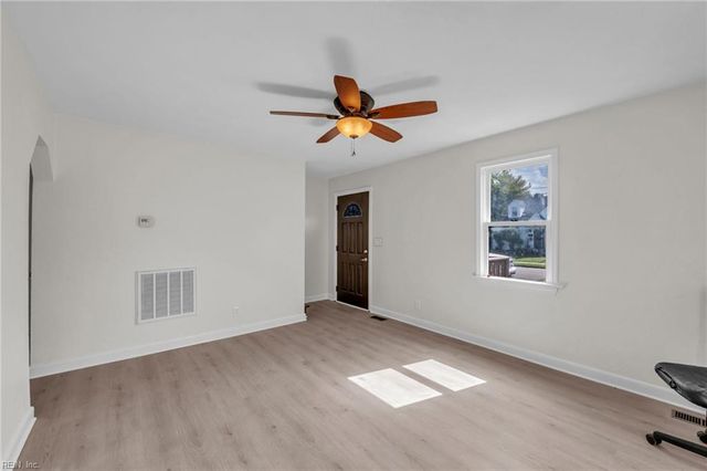 9235 Phillip AVE, Norfolk, VA 23503