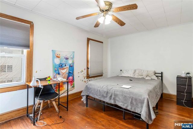 421 Central Avenue, Harrison, NJ 07029