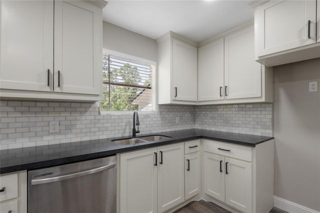 134 Lake L Drive, Trinity, TX 75862
