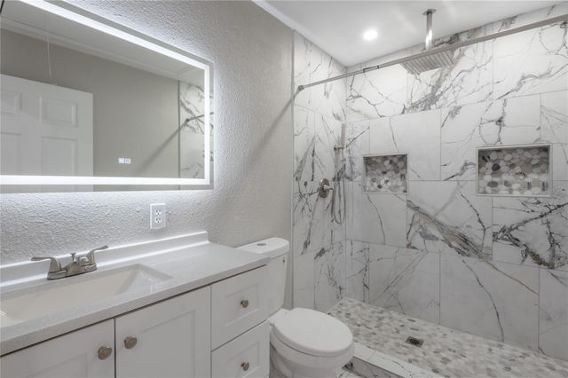 134 Lake L Drive, Trinity, TX 75862