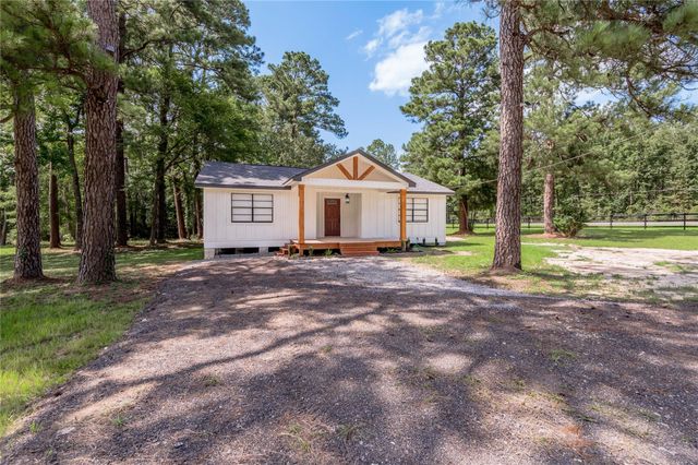 134 Lake L Drive, Trinity, TX 75862