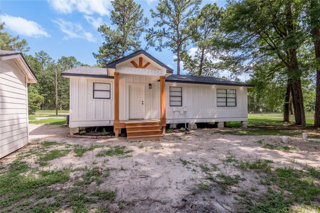134 Lake L Drive, Trinity, TX 75862