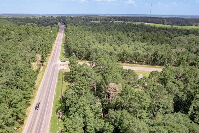134 Lake L Drive, Trinity, TX 75862