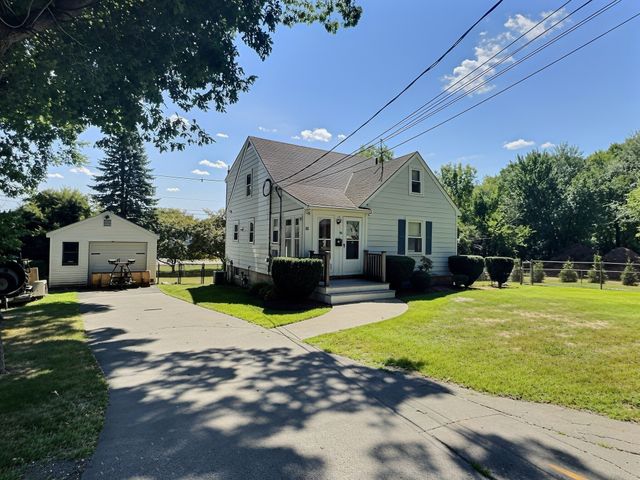 53 Davis Ave 53, Norwood, MA 02062