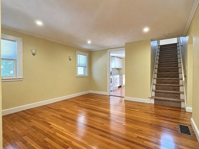 53 Davis Ave 53, Norwood, MA 02062