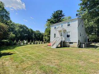 53 Davis Ave 53, Norwood, MA 02062