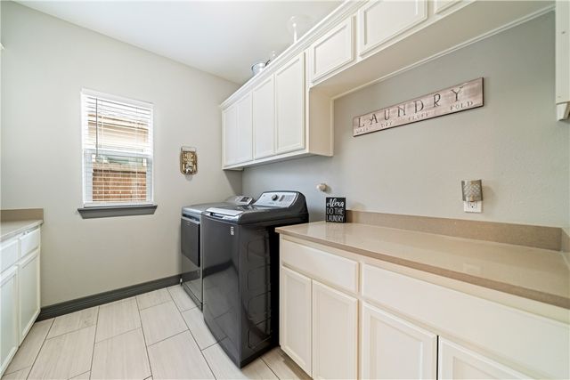 6733 Stuyvesant Ct, Corpus Christi, TX 78414