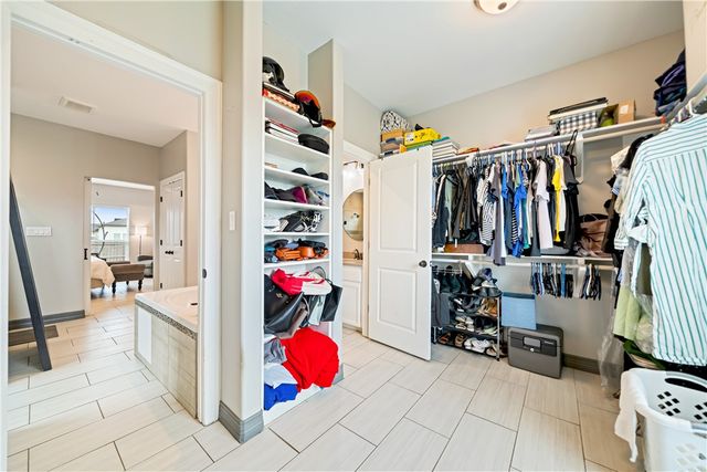 6733 Stuyvesant Ct, Corpus Christi, TX 78414