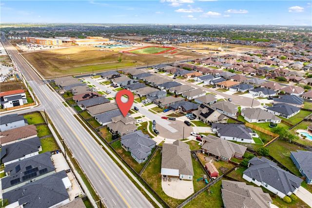 6733 Stuyvesant Ct, Corpus Christi, TX 78414