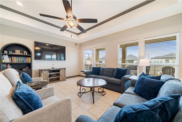 6733 Stuyvesant Ct, Corpus Christi, TX 78414