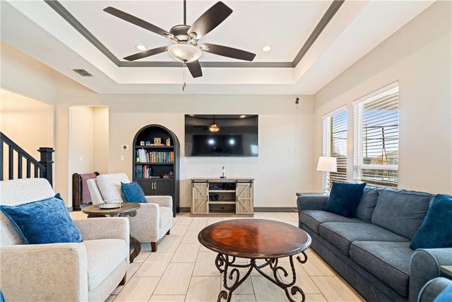 6733 Stuyvesant Ct, Corpus Christi, TX 78414