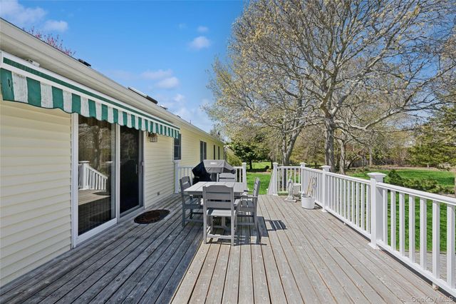 1105 August Lane, Greenport, NY 11944