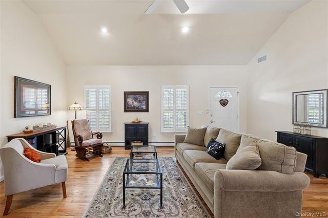 1105 August Lane, Greenport, NY 11944