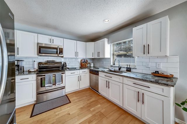 13706 FAREHAM ROAD, Odessa, FL 33556